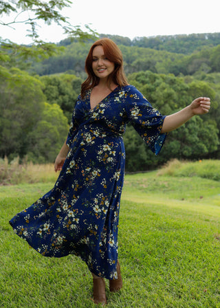 Lost Dress Evening Posy