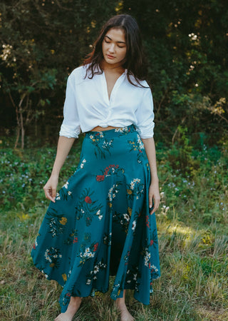 The Escape Skirt Floral Lake