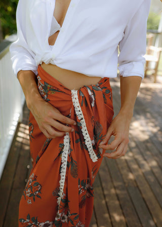 Lily Sarong Native Floral